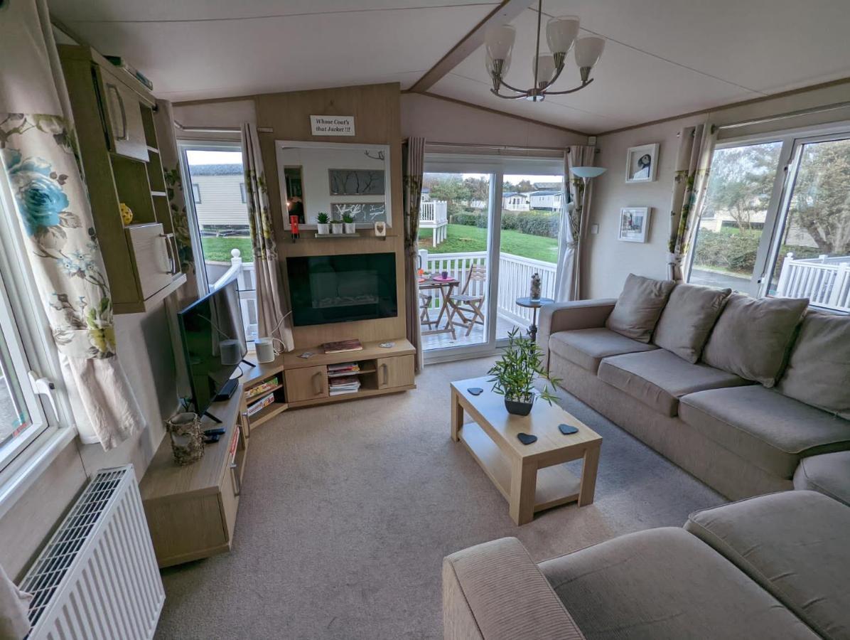 Peaceful Homely Caravan In Lovely Cul De Sac 1 Dog Welcome On Request Littlesea Haven Weymouth Wyke Regis Exterior foto